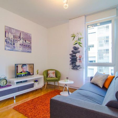 Split Apartment Sinisa Екстериор снимка
