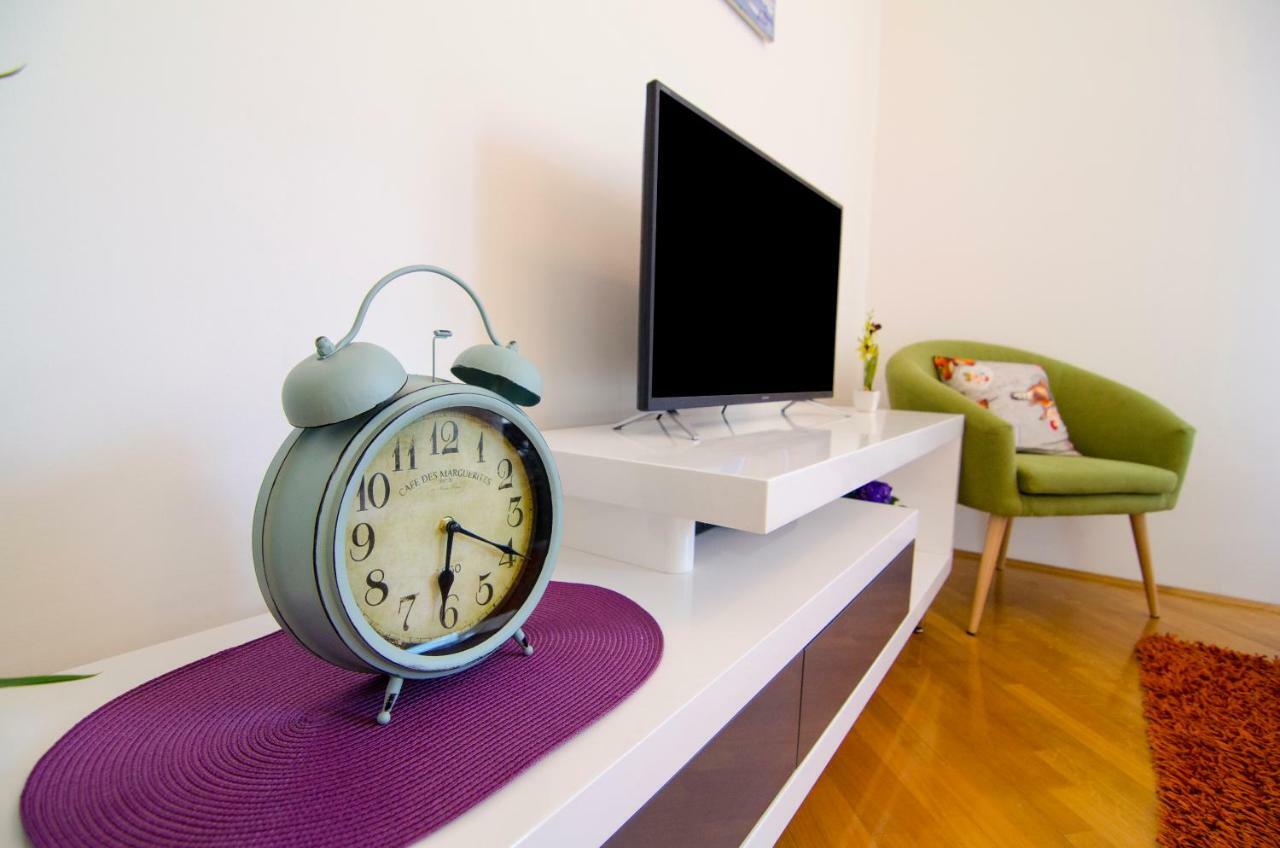 Split Apartment Sinisa Екстериор снимка