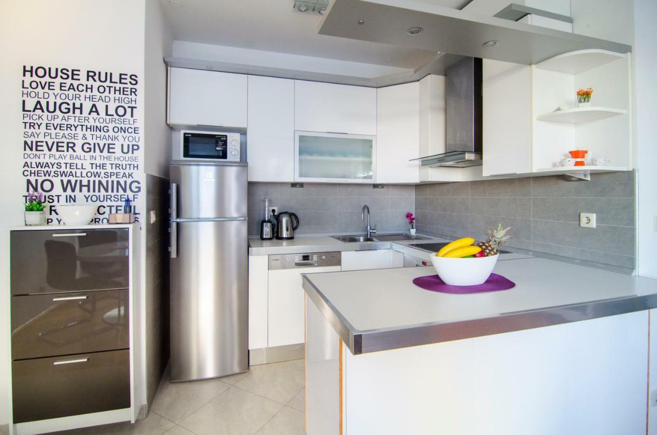Split Apartment Sinisa Екстериор снимка