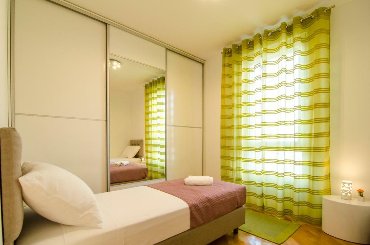 Split Apartment Sinisa Екстериор снимка
